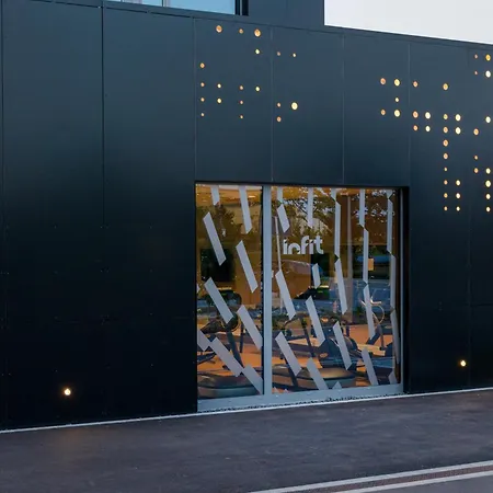 Innside By Meliá 4*