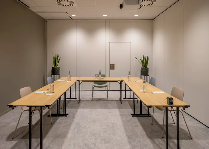 卢森堡怡思得酒店 4*